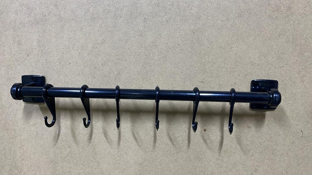 Modern Siyah Metal 6 Kancalı Boru Tipi Çok Amaçlı Duvar Askılığı